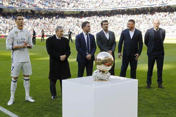 1666048729025066101.jpg Real-Madrid-CF-v-Granada-CF-La-Liga.jpg